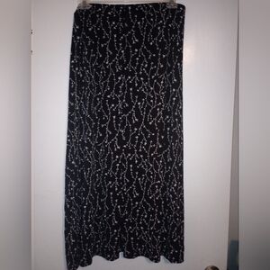 Black and White Patterned Skirt